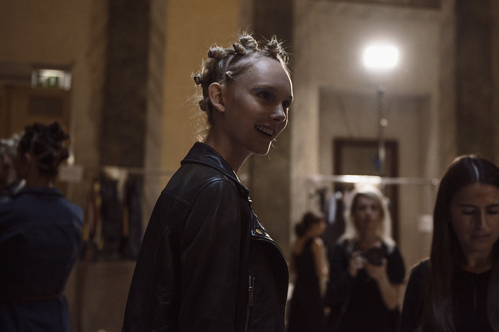 #MFW: Cristiano Burani BACKSTAGE WITH Schwartzkopf