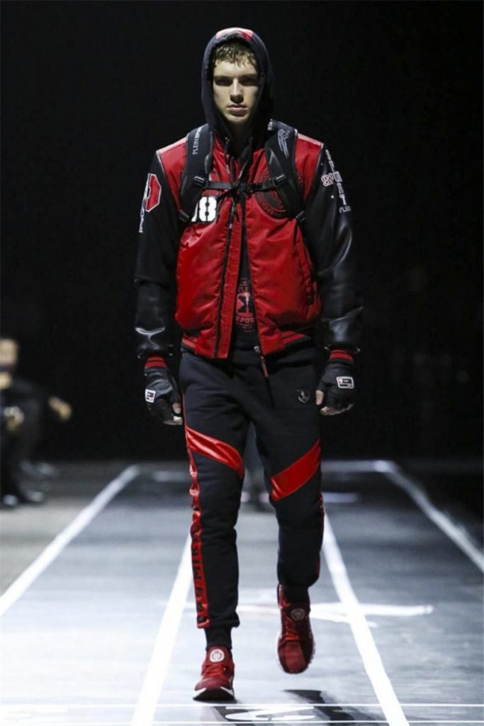 Plein-Sport-Fall-Winter-2017-Men-Fashion-Show-MFWM3-696x1044