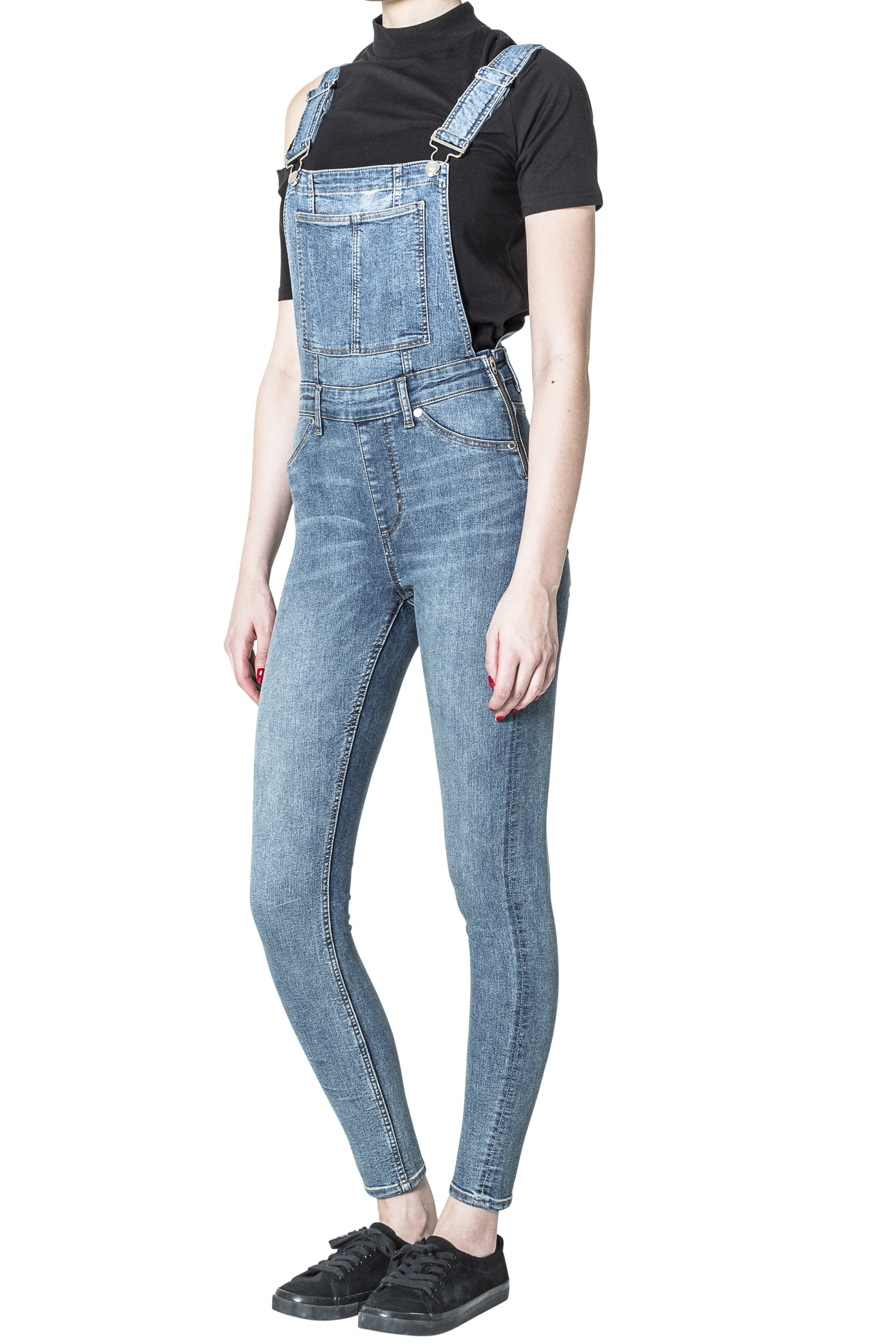 dungaree_spray_blue_noise_2671